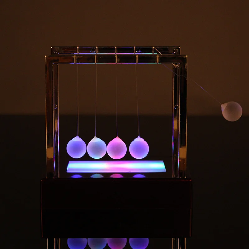 Renkli Radyant Newton Bilardo Güç Salıncak Topu Dekompresyon Boncuk Dokunmatik Yaratıcı Masaüstü Dekorasyon Süs